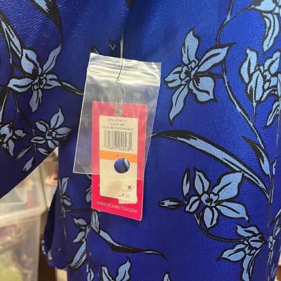 Vince Camuto Floral Blouse - Picture 2 of 6